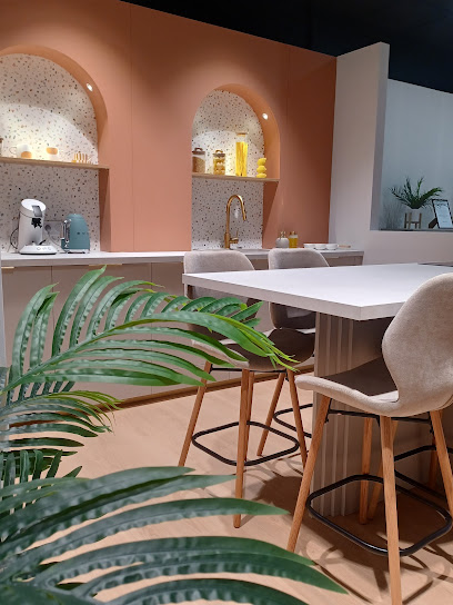 Archi'bô 𝓘𝓷𝓽𝓮𝓻𝓲𝓮𝓾𝓻, Cuisiniste à Baud